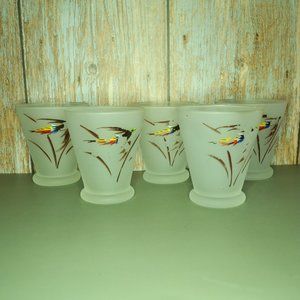 Set Of 5 Frosted Drink Glasses Stylized Bird Motif 3 Inch Tall Home And Camp MCM